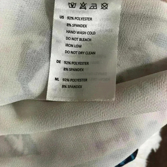 Cooper and Ella Ladies Small Beige And Blue Floral Silky Blouse S/S layered - Picture 6 of 6